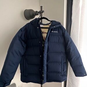 Never Worn Columbia Dark Blue Hooded Jacket